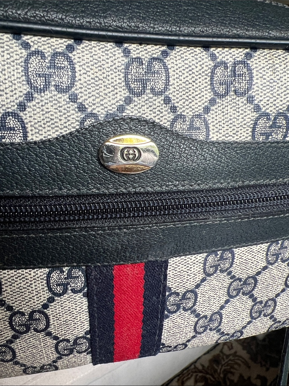 Gucci Navy, Ivory & Red GG Canvas Crossbody Bag, please see all pics - Picture 2 of 14